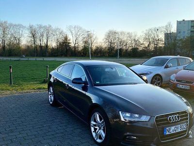 Second-hand Audi A5 Sportback Performance 177 CP (130 kW) 2013 Negru Hatchback