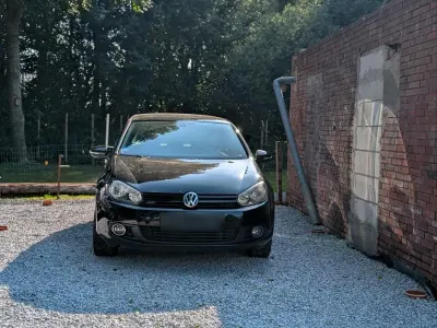 Gebraucht VW Golf VII 105 PS (77 kW) 2012 Schwarz Kleinwagen