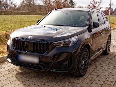 Gebraucht BMW X1 M Sport 163 PS (119 kW) 2023 Schwarz SUV