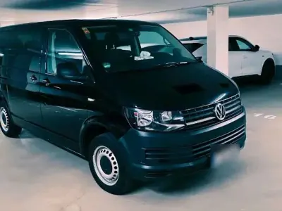 Używany VW Transporter 150 KM (110 kW) 2017 Czarny Van