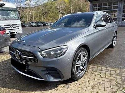 Gebraucht Mercedes E300 AMG line Plus 306 PS (225 kW) 2022 Grau Limousine