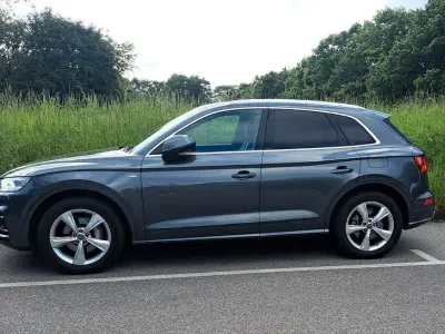 Gebraucht Audi Q5 S-Line 299 PS (219 kW) 2020 Grau SUV