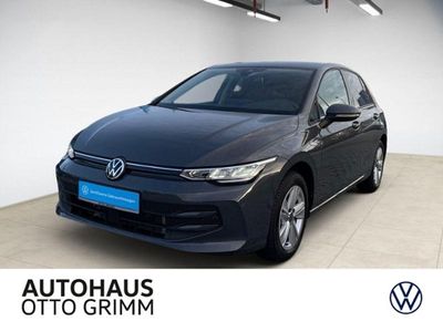 Gebraucht VW Golf VIII Life 150 PS (110 kW) 2024 Delfingrau metallic (metallic) Limousine