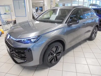 Uusi VW T-Roc R-line 150 HP (110 kW) 2026 Harmaa Katumaasturi