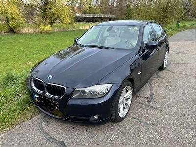 gebraucht BMW 318 d Sport-Paket LCI *Xenon*PDC*Leder*Euro5*Limo*