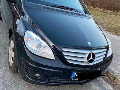 Gebraucht Mercedes B170 116 PS (85 kW) 2005 Schwarz Van / Kleinbus