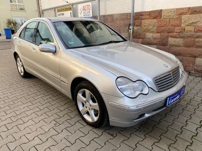 Silber Gebraucht 2001 Mercedes C200 Elegance Limousine | 4.000 € (Teuer)