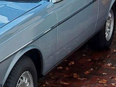 Gebraucht Mercedes 230 136 PS (100 kW) 1984 Blau Coupé