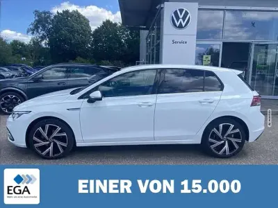 Gebraucht VW Golf VIII Active 150 PS (110 kW) 2024 Weiß