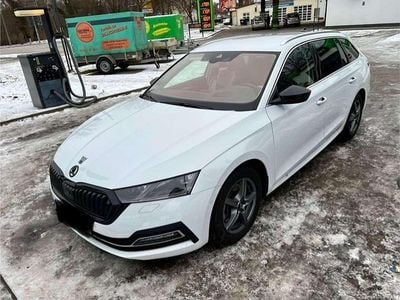 Second-hand Skoda Octavia Style 150 CP (110 kW) 2020 Alb Break