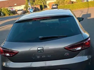 Gebraucht Seat Leon 150 PS (110 kW) 2015 Grau Limousine