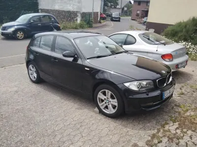 Gebraucht BMW 118 Sport Line 143 PS (105 kW) 2009 Schwarz Kleinwagen