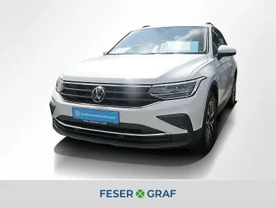 Gebraucht VW Tiguan Life 150 PS (110 kW) 2022 Pure white SUV