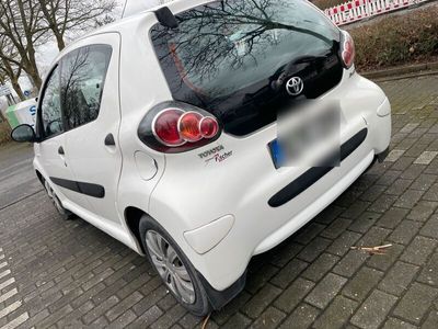 gebraucht Toyota Aygo CITY IN WEISS 4/5 TÜRER