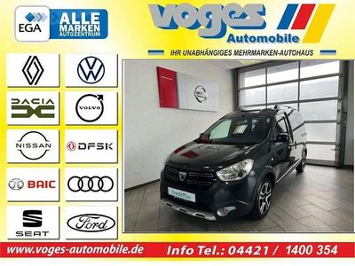 Grau Gebraucht 2018 Dacia Dokker Celebration Van / Kleinbus | 11.500 € (Teuer)