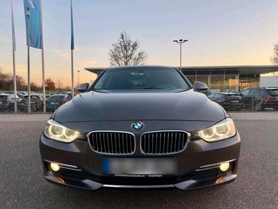 gebraucht BMW 320 d Luxury