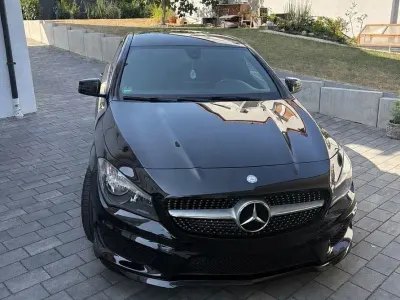 Gebraucht Mercedes CLA200 Shooting Brake AMG line 156 PS (114 kW) 2016 Schwarz Kombi