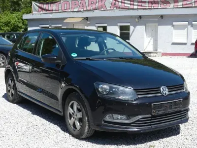 Gebraucht VW Polo Trendline 60 PS (44 kW) 2015 Schwarz Limousine