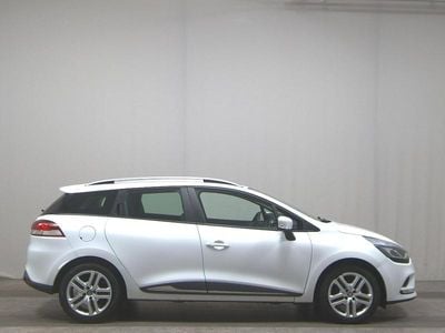 Weiss Gebraucht 2019 Renault Clio IV Limousine | 6.780 € (Guter Preis)