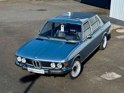 Usado BMW 2800 Sport Line 170 HP (125 kW) 1976 Azul Sedan