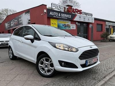 Gebraucht Ford Fiesta SYNC Edition 80 PS (58 kW) 2014 Weiß Kleinwagen