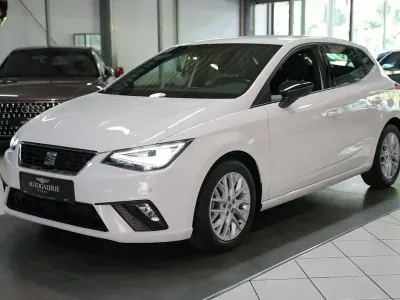 Gebraucht Seat Ibiza FR Sport 95 PS (69 kW) 2023 Weiß Kleinwagen