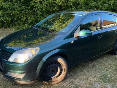 Gebraucht Opel Astra 80 PS (58 kW) 2004 Grün Limousine