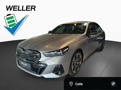 Gebraucht BMW i5 Comfort Edition 442 kW (601 PS) 2025 Oxide grey ii metallic (grau) Limousine