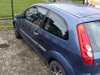 Gebraucht Ford Fiesta 60 PS (44 kW) 2006 Blau Kleinwagen