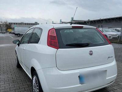 Gebraucht Fiat Punto 71 PS (52 kW) 2009 Weiß Kleinwagen