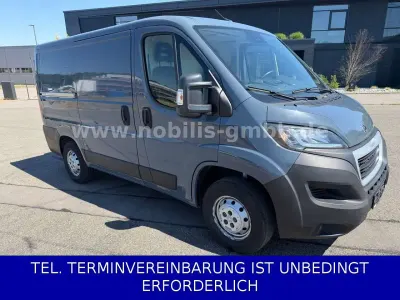 Gebraucht Peugeot Boxer 120 PS (88 kW) 2022 Grau Van