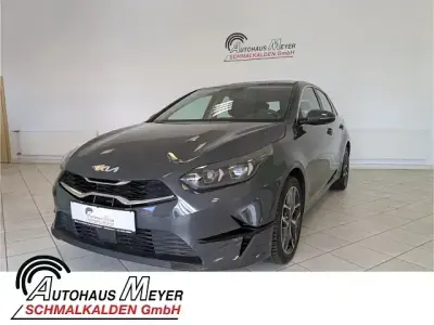 Gebraucht Kia Ceed Spirit 140 PS (102 kW) 2025 Grau Kleinwagen