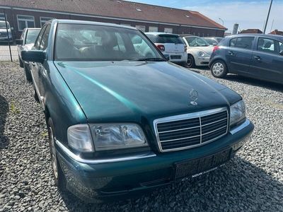 Mercedes C180