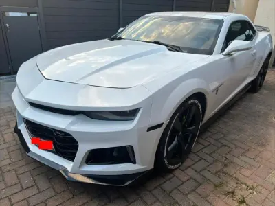 Używany Chevrolet Camaro 328 KM (241 kW) 2014 Biały Coupe