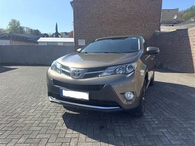 Usata Toyota RAV4 Edition 151 CV (111 kW) 2015 SUV