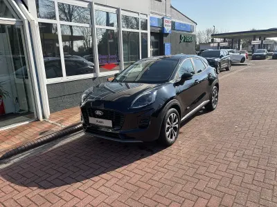 Neu Ford Puma Titanium 125 PS (91 kW) 2026 Schwarz metallic SUV