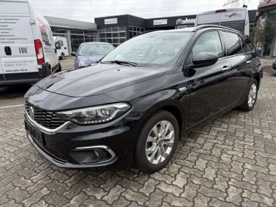 Gebraucht Fiat Tipo Lounge 120 PS (88 kW) 2017 Schwarz Kombi