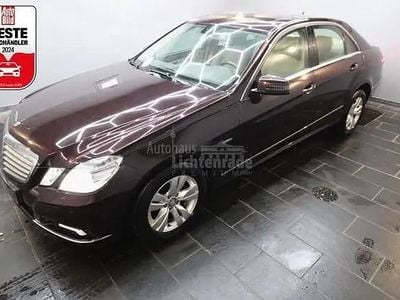 Usata Mercedes E350 292 CV (214 kW) 2009 Marrone Berlina