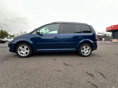 Gebraucht VW Touran 140 PS (102 kW) 2007 Blau Van / Kleinbus