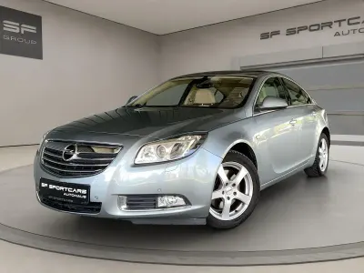 Gebraucht Opel Insignia Cosmo 179 PS (131 kW) 2010 Silber Limousine