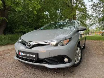 Gebraucht Toyota Auris Touring Sports Comfort 116 PS (85 kW) 2018 Grau Kombi