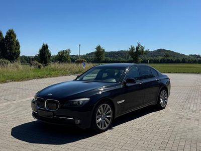 BMW 730