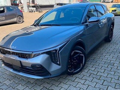 Ny Kia K4 Spirit 150 HK (110 kW) 2026 Grå Sedan
