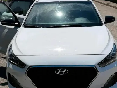 Gebraucht Hyundai i30 140 PS (102 kW) 2019 Weiß Kombi
