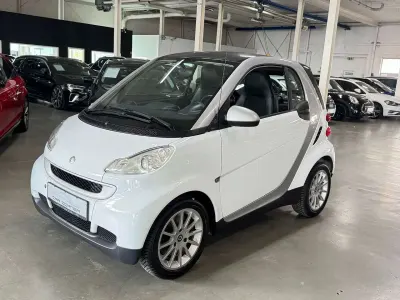 Gebraucht Smart ForTwo Coupé Passion 84 PS (61 kW) 2007 White / silver combinations Coupé