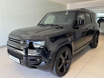 Farbe: schwarz Gebraucht 2025 Land Rover Defender Black Edition SUV | 87.900 € (Etwas zu teuer)