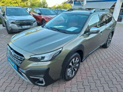 Gebraucht Subaru Outback Platinum 169 PS (124 kW) 2025 Autumn green tap Kombi