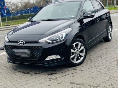 gebraucht Hyundai i20 1.2 Style *NAVI/ PDC/ TEMPOMAT/ 55.400 Km*