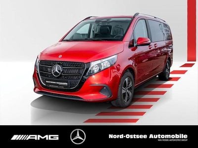 Gebraucht Mercedes V220 Style 163 PS (119 kW) 2025 Hyazinthrot metallic Van / Kleinbus