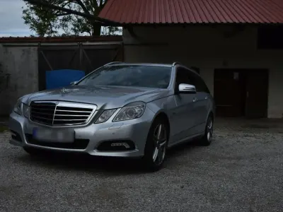Gebraucht Mercedes E350 211 PS (155 kW) 2010 Silber Kombi